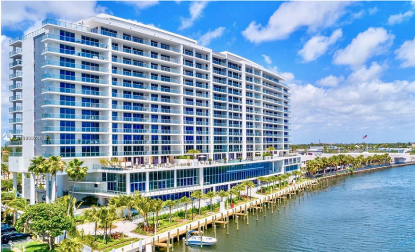 waterfront home in South Florida