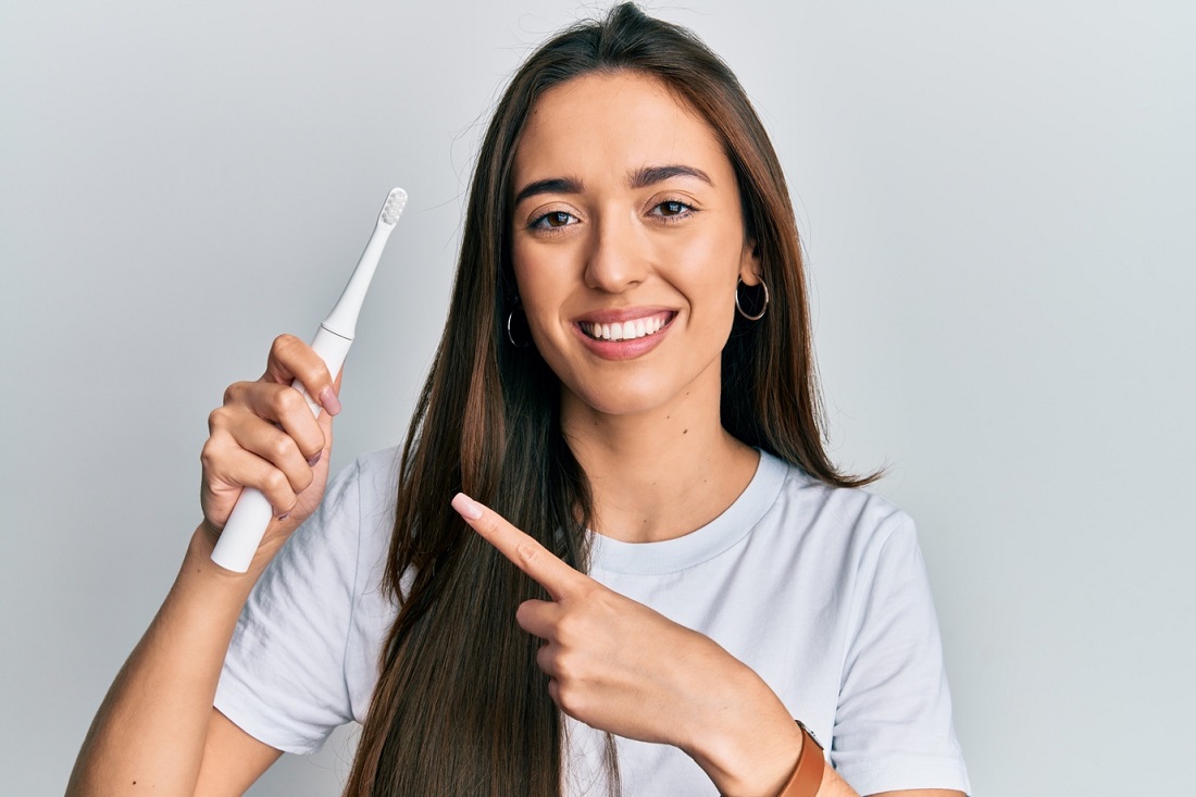 Electric toothbrush vs manual toothbrush