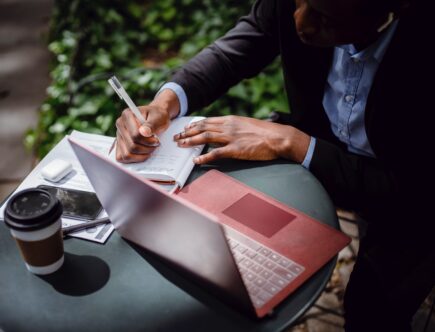 Managing Your Schedule Like a Pro Entrepreneur